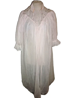 Vintage Sheer Pink Nylon Embroidered Peignoir Robe Mojud Nightgown Gown Style 34 - Image 1 of 4