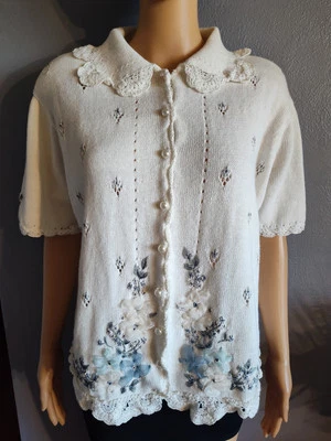 Woman's Vintage Size XL Koret Embroidered Cream  Floral  Short Sleeve Top - Изображение 1 из 4