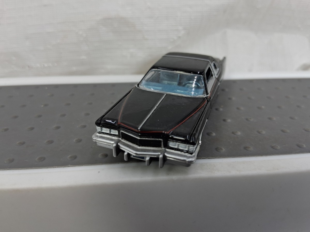 '81 Cadillac Coupe DeVille ダイキャストモデル Cadillac DeVille Contemporary Manufacture Diecast Cars