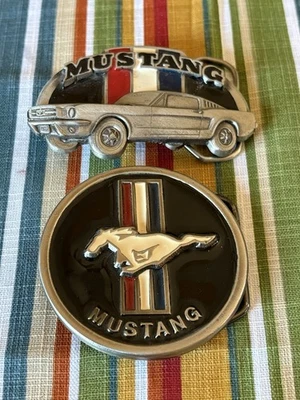 2 hebillas de cinturón vintage ford mustang Foto 1 de 4