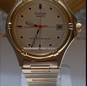 Pulsar Quartz 100m water resistant two tone silver/gold mens working wristwatch  - Picture 1 of 3
