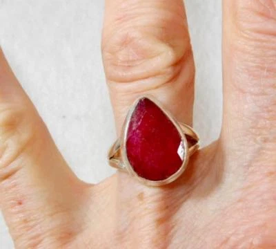 Anillo lágrima rubí facetado doble banda plata de ley 925 talla 7,5 Foto 1 de 3