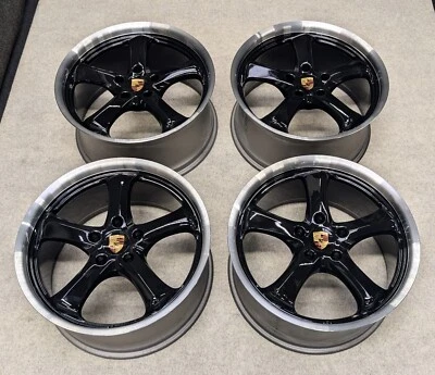 4 rodas Victor Equipment 20" Porsche Cayenne S GTS Turbo aros pretos - Imagem 1 de 3