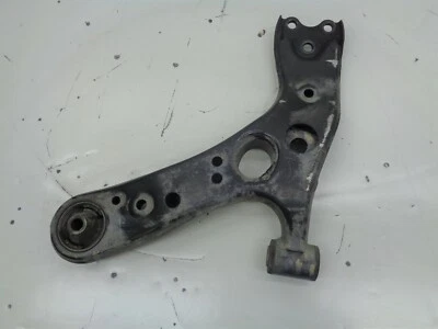 2010-2015 Toyota Prius Front Right Passenger Side Lower Control Arm OEM AK210626 — 第 1/4 张图片