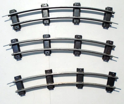 AMERICAN FLYER NEW OLD STOCK S GAUGE CURVE TRACK - 3 SECTIONS - Image 1 of 2