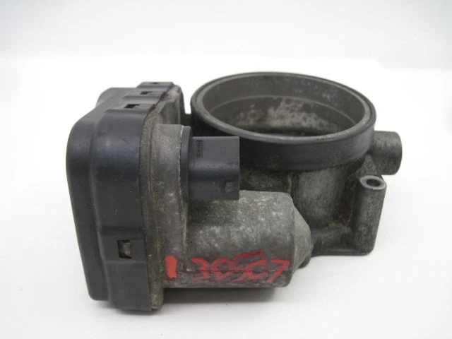 Used Fuel Injection Throttle Body fits: 1999 Bmw 540I 4.4 Grade A Foto 1 de 4