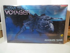 1995 Monogram Star Trek Voyager Maquis Ship Skill 2 factory sealed NIP - Picture 1 of 5