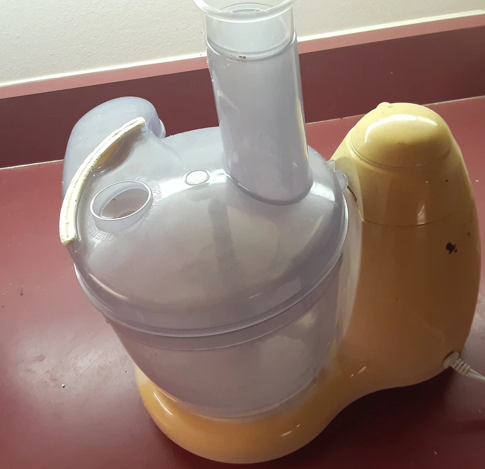 Hamilton Beach 70550R Prepstar 8-Cup 350 Watts 2 speed Food Processor FP09 - Image 1 of 4