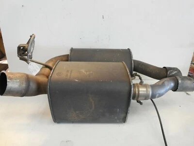 08-10 宝马 E60 E61 535i 3.0L N54 涡轮自动后排气双消声器 — 第 1/4 张图片