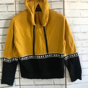 Sudadera con capucha deportiva de felpa francesa DKNY para mujer color amarillo y negro talla M - Imagen 1 de 4