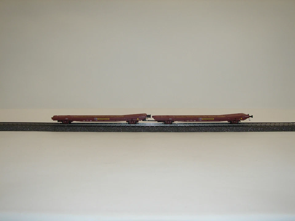 NME H0 531650 - Transwaggon Flachwagenpaar AC TWA800A, braun Neuware - Bild 1 von 1