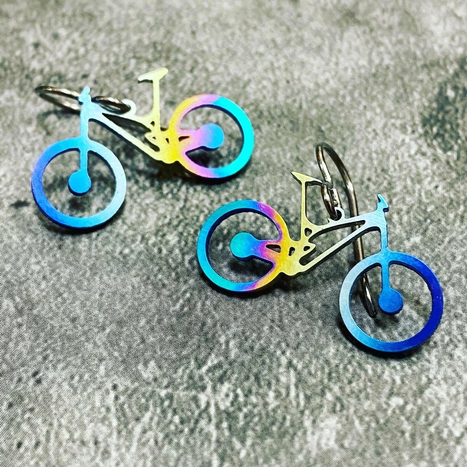 Pendientes Boone Titanio Bicicleta de Montaña Lineales Arco Iris Desvanecido Hechos en EE. UU. Foto 1 de 1