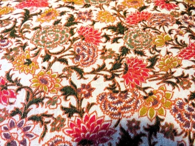 Pretty Chrysanthemum Printed Poly Cotton Pre Shrunk to 2.8 Yds by 45" - Image 1 of 2