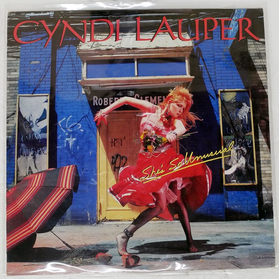 CYNDI LAUPER SHE'S SO UNUSUAL PORTRAIT 253P486 Japan VINYL LP - Image 1 of 1