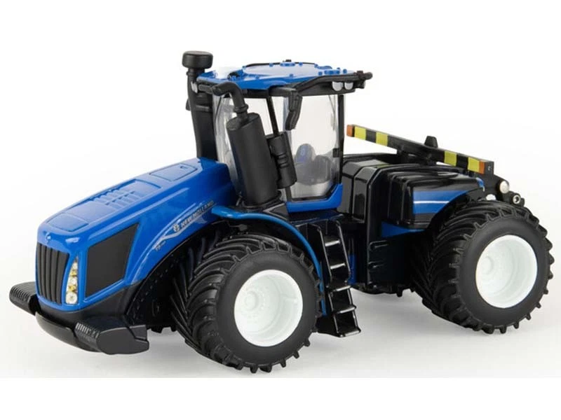 New Holland T9700 Tractor w/ PLM Intelligence and LSW Tires 1:64 Model ERTL - Image 1 of 1