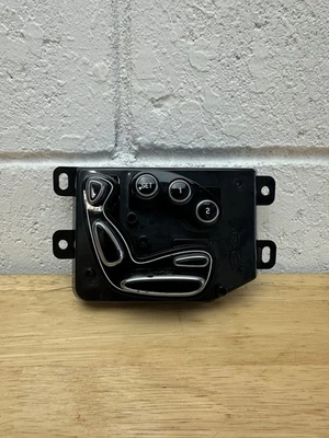 Interruptor ajustador de memoria del asiento del lado del conductor delantero izquierdo Hyundai Equus 11-13 OEM Foto 1 de 4