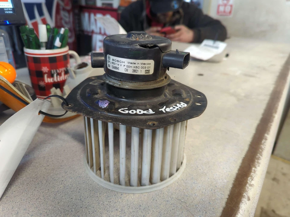 Двигатель вентилятора CHEVY S10 ПИКАП 94 95 96 97 98 99 00 01 02 03 ПРОВЕРЕН НА ТРЕЩИНЫ - Изображение 1 из 4