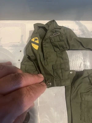 MINIATURA ESCALA 1:6 UNIFORME VIETNAM 1ª UNIFORME CABALLERÍA ULTIMATE SOLDIER 21º Foto 1 de 3