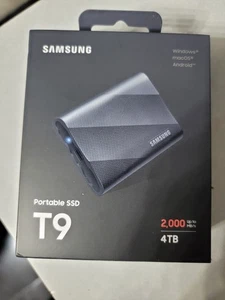 Samsung T9 4 To 2 000 Mo/s SSD portable USB 3.2 gén. 2 - Noir (MU-PG4T0B/AM) - Photo 1/2
