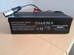 RT10 Charger - Zdjęcie 1 z 4
