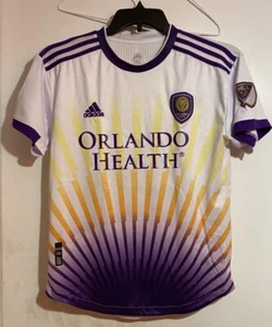 Adidas MLS Maglia Uomo Orlando City SC 22/23 Away, Bianco/Viola Regale Taglia M - Foto 1 di 8