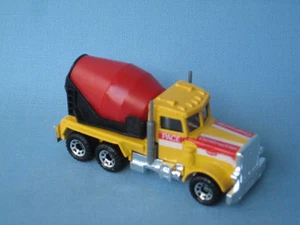Matchbox Peterbilt Cement Mixer Truck Yellow and Red Pace Construction Toy Car - Picture 1 of 1