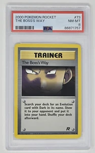 The Boss's Way (73/82) PSA 8 (2000) Pokemon Trainer Card, Team Rocket set - Imagen 1 de 2