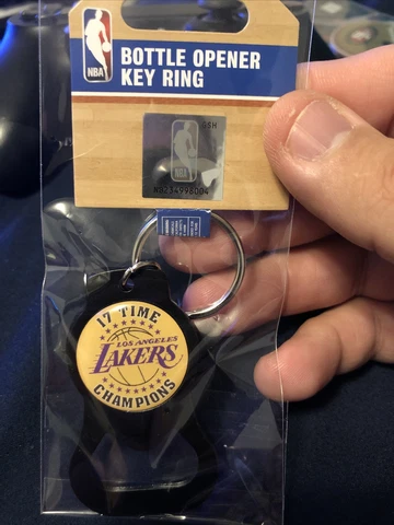 Los Angeles Lakers 17X Keychain/Bottle Opener  NBA FINALS Cover