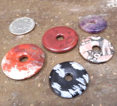 批量 5 Sm。 天然宝石甜甜圈珠碧玉玛瑙吊坠石英脉轮 — 第 1/4 张图片