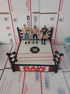 2010 WWE Mattel RAW 13x13 Wrestling Ring w Spring Load Mat With Figures - T6#26 - Picture 1 of 7