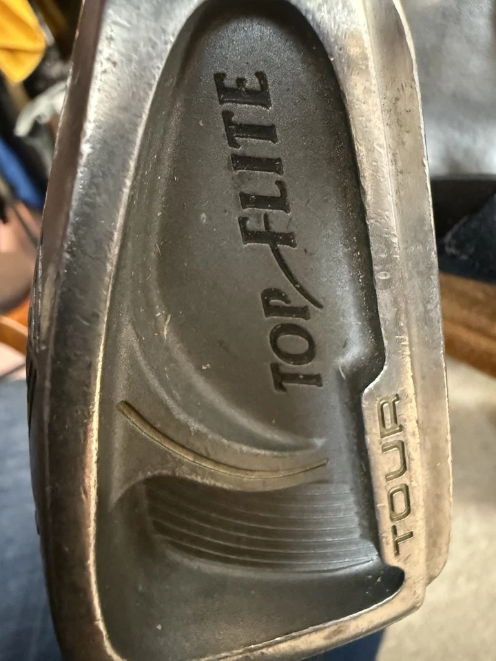 Top-Flite Tour Iron Set 3-SW 9 Clubs Fenwick R-80 Graphite Shafts RH - Image 1 of 4