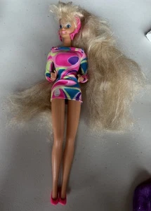 Vintage 1991 Totally Hair Barbie #1112 Mattel - Picture 1 of 12