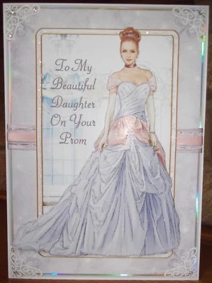 Hecho a mano Hija Personalizada Baile de graduación Tarjeta de Cuento de Hadas Princesa en Vestido de fiesta lila Foto 1 de 4