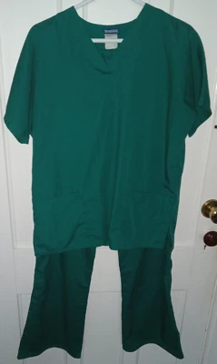 Conjunto de 2 piezas de Top/Pantalones Exfoliantes con Cordón/Cuello en V CHEROKEE S Foto 1 de 4