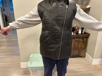 Chaleco acolchado de cuero de cordero negro Helmut Lang para mujer talla P/XS NUEVO CON ETIQUETAS Foto 1 de 3