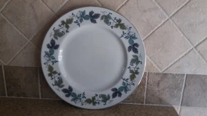 Plato de cena Royal Doulton - Borgoña (10 1/2") - Imagen 1 de 1