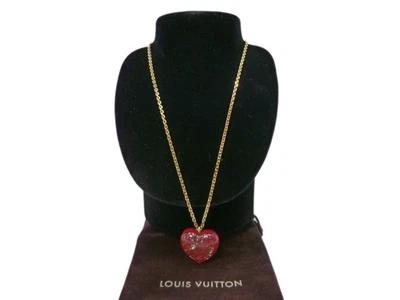 Auténtico Collar Corazón Inclusión Colgante LOUIS VUITTON M66294 Rojo #36637007 Foto 1 de 4