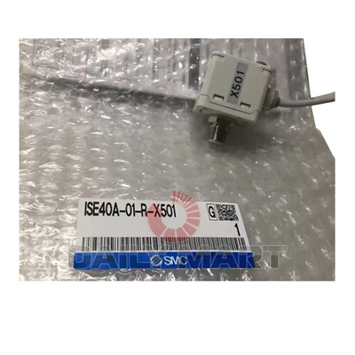 New In Box SMC ZSE40A‑01‑R‑X501 Pressure Sensor - Image 1 of 3