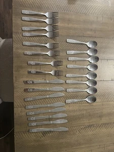 Kiddie Kutlery Set of Silverware Flatware 8 Sets Forks,Spoons,Knives - Picture 1 of 5