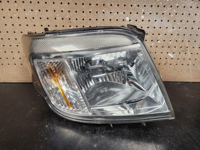 Mercury Mariner 2008 09 10 11 faros montaje luz pasajero derecho OEM Foto 1 de 4