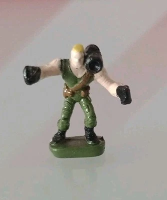 1998 Kenner Small Soldiers Mini Micro 1" Figure - Major Chip Hazard Attack Zones - Immagine 1 di 4