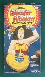 Vintage 1978 Wilton Wonder Woman Cake Pan with Plastic Face and Instructions - Picture 1 of 7