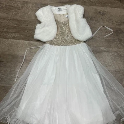 Elegante vestido para niña con bolero de piel Foto 1 de 4
