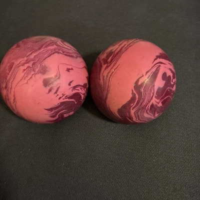 "Bolas de boliche vintage Duckpin rosa/rosa oscuro peso 3 lb 1 onza 5"" plástico" Foto 1 de 4