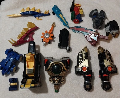 Lote de 15 piezas de figuras Power Ranger Megazords Foto 1 de 3