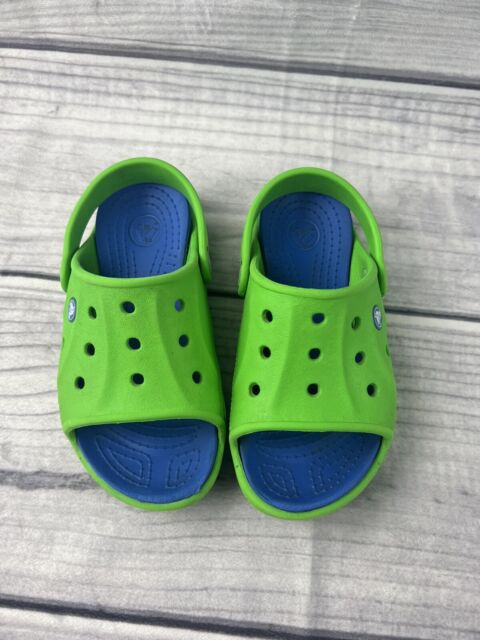 Preços baixos em Tênis unissex para crianças Crocs Verde 11 Sapato