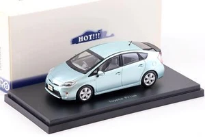 1:43 Ebbro Toyota Prius verde gelo metallizzato 2012 - Foto 1 di 3