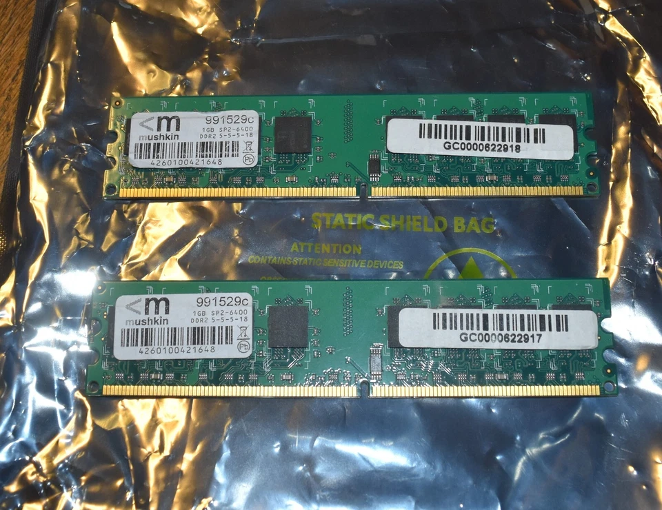 2 x Mushkin 1 GB DDR2 modules for desktop motherboard - Image 1 of 1