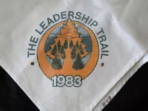 Vintage Boy Scout BSA NECKERCHIEF - The Leadership Trail 1983 - Imagen 1 de 2