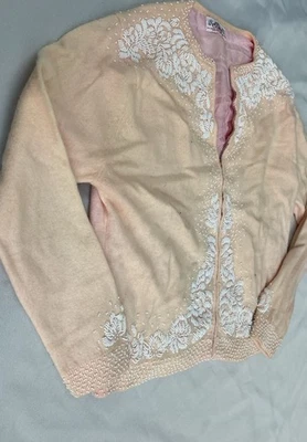 De Colección Años 50 Suéter Angora Cuentas Corderos Lana Cárdigan Corto Cárdigan Talla S Foto 1 de 4